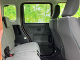 運転席側後部座席