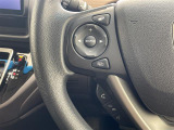 【 ステアリングスイッチ 】手元のスイッチでナビ操作が可能です!!非常に便利な機能です。取り付けのナビによってはオプション設定となっております!詳しくはスタッフまで♪