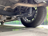 お車を安心してお乗りいただく為には、足回りの定期点検が欠かせません。サービスサポート(有償保証)では無料点検もご提供しており、安心のカーライフをお過ごしいただけるサポート体制が整っています。