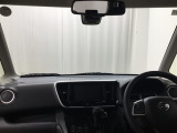見通しのよいすっきりとした視界で、誰でも運転しやすいです。運転のしやすさは疲れにくさにも繋がりますよ♪