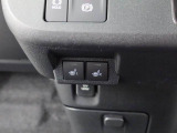 冬の強い味方☆運転席と助手席にはヒートシーターが付いていて、冬の寒い日でも快適に座れます。
