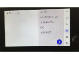 使いやすくインテリアに溶け込む、純正のディスプレイオーディオを搭載しています!