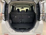 ラゲージスペースもしっかり確保。買い物の荷物もばっちり積みこむことができて便利です。