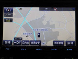 純正ナビを装備。タッチパネル式で使いやすく、お出かけもラクラクです。