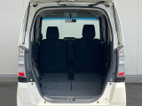 普段のお買い物や通勤、送迎等に十分な荷室スペースを確保しております。セカンドシートを倒すと、大きな荷物の積載も可能です♪