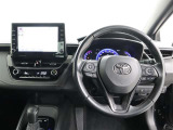 運転席のハンドル・シートは高さ調整が可能です