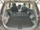 ■二列目シートを倒すと広々とした荷室になります♪