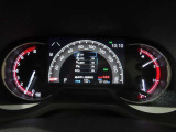 見やすいメーターパネルで安全運転のお役に立ちます!!