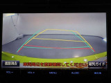 バックカメラが付いているので後方確認しながら安心して駐車することができます。