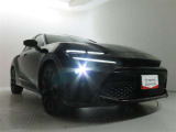 高輝度で点灯速度が速く、しかも消費電力の少ないLEDヘッドライトが装備されています!LEDの明るい光が走行中の視界の確保をサポートして、夜のドライブがより楽しく安全に運転できます♪