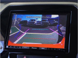 【バックカメラ】駐車が苦手な方でも安心してお乗りいただけます。リバース連動で画面が切り替わるのでとっても便利です。