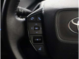 ステアリングスイッチが使い易いですね!