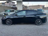お客様が安心して中古車を購入できるよう、中古車の価格や品質の適正な情報を提供し、近年問題となっております修復暦の偽り・メーター改ざん車の排除に努めています。
