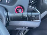 【 オートライト 】オートライトなのでライトの点け忘れを気にすることなく運転が出来ます♪//