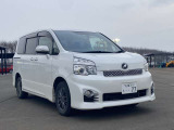 ヴォクシー 2.0 ZS 煌Z 4WD 純正ナビ・バックカメラ・エンジンスタータ