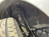 お車を安心してお乗りいただく為には、足回りの定期点検が欠かせません。サービスサポート(有償保証)では無料点検もご提供しており、安心のカーライフをお過ごしいただけるサポート体制が整っています。