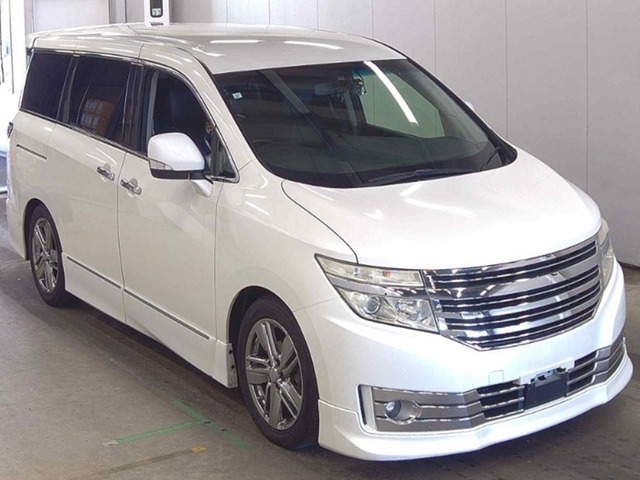 エルグランド2.5 ライダー 黒本革シート両自 禁煙車