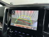 バックガイドモニターで、後方を確認しながら安心して駐車することができます。運転初心者も熟練者も必須の機能ですよ!
