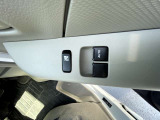 前席パワーウィンドウ