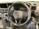 納車前にはプロのメカニックが点検、整備を行いますので安心してお乗り頂けます!!