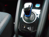 クイックシフト パーキングにするのはPボタンを押します