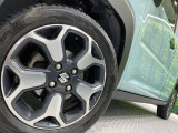 【純正○○インチアルミホイール】外観にマッチした純正アルミホイールを装着しております。各種社外アルミホイールや、スタッドレスタイヤも取扱いしております。是非ご相談ください♪