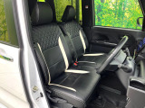運転席シート廻りは使用感も少なく、良好な状態となっています。丁寧に使われていたことがよくわかりますね。