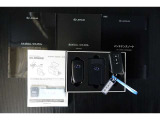 メンテナンスノート、取扱説明書付いています!おクルマの情報が、ギュッと凝縮★ 今までの整備記録が記載されている、大事な物です★
