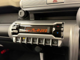 フルオートエアコンで1年中車内は快適!