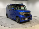 VSA(車両挙動安定化制御システム)を搭載していますので、雨天時や雪道などの運転をサポートしてくれます。