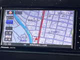 【純正ナビ】専用設計で車内の雰囲気にマッチ!ナビ利用時のマップ表示は見やすく、いつものドライブがグッと楽しくなります!