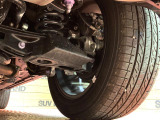 お車を安心してお乗りいただく為には、足回りの定期点検が欠かせません。サービスサポート(有償保証)では無料点検もご提供しており、安心のカーライフをお過ごしいただけるサポート体制が整っています。