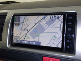 ナビゲーション付です。 ナビがあると便利、ラクラク何処でもいけます。 ナビが有るのと無いのとでは大きな違いですね。