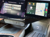 NissanConnectで便利な機能やオリジナルサービスを利用可能です。AppleCarPlay・AndroidAuto、USB接続、HDMI接続、ワイヤレス充電つき。