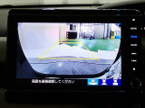 バックも安心のリアカメラ付いています。リアカメラがあると、いつでも安全にバックできますね。死角も減ります。3ビュー切り替え、ガイド線表示なので便利です。