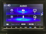 ワイド画面のナビゲーションはフルセグTV、インターナビ対応のGathers純正メモリーナビを搭載しています。Bluetoothオーディオ機能がありますので、スマートフォンなどの音楽も再生できます。
