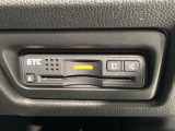 いまや快適なカーライフに欠かせないETCが付いています。