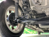 お車を安心してお乗りいただく為には、足回りの定期点検が欠かせません。サービスサポート(有償保証)では無料点検もご提供しており、安心のカーライフをお過ごしいただけるサポート体制が整っています。