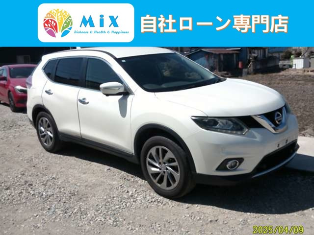 エクストレイル 2.0 20Xtt エマージェンシーブレーキパッケージ 4WD 2列車