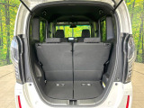 普段のお買い物や通勤、送迎等に十分な荷室スペースを確保しております。セカンドシートを倒すと、大きな荷物の積載も可能です♪