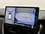 パノラマモニターは上から見下ろした様な感覚で位置を把握できます♪苦手な駐車も自信が持てます♪