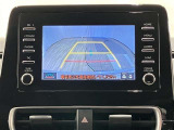 バックガイドモニターで、後方を確認しながら安心して駐車することができます。運転初心者も熟練者も必須の機能ですよ!