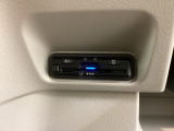 いまや快適なカーライフに欠かせないETCが付いています。