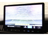 バックカメラが装備されており、後方の安全確認はもちろんのこと狭い場所での駐車や雨の日・夜間など視界の悪いコンディションでのストレスの軽減にもなります!