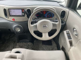 運転席廻りは操作しやすく安心できます