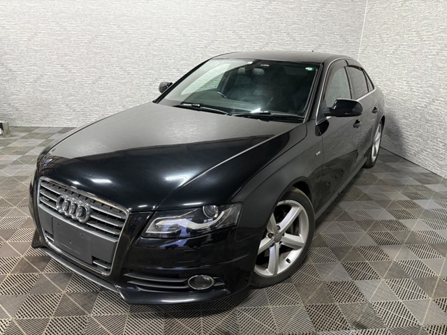 A4 2.0 TFSI クワトロ Sラインパッケージ 4WD ハーフレザーシート