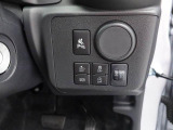 納車の前にはエンジンオイル、オイルエレメント、エアクリーナー、クーラント、バッテリー、ワイパーゴムのチェックまたは交換を行います!