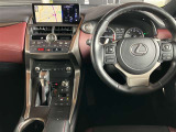 レクサス認定中古車ならではの美しいシートは、乗るたびに上質な快適さを提供します。