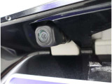 バックカメラが付いているので後方確認が非常にしやすいです。今や運転初心者も熟練者も必須装備!ついていて損はないですね♪