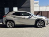 認定中古車なので特典盛りだくさん!!!2年間のメンテナンスプログラムに基づく点検を半年に一度実施いたします。